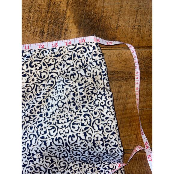 Womens Laundry by Shelli Segal Paisley Geometric Print Cropped Capri Pants 8 - Picture 5 of 8